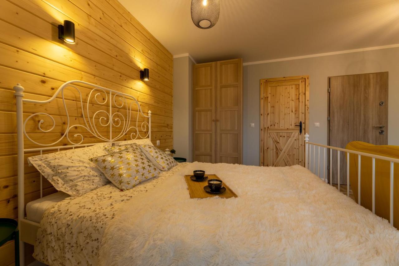Villa Kasztelan Apartamenty Устшики Долне Екстериор снимка