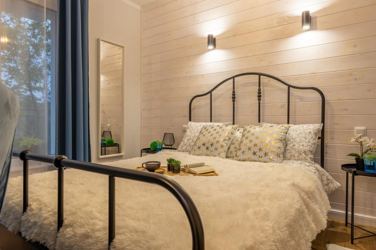 Villa Kasztelan Apartamenty Устшики Долне Екстериор снимка