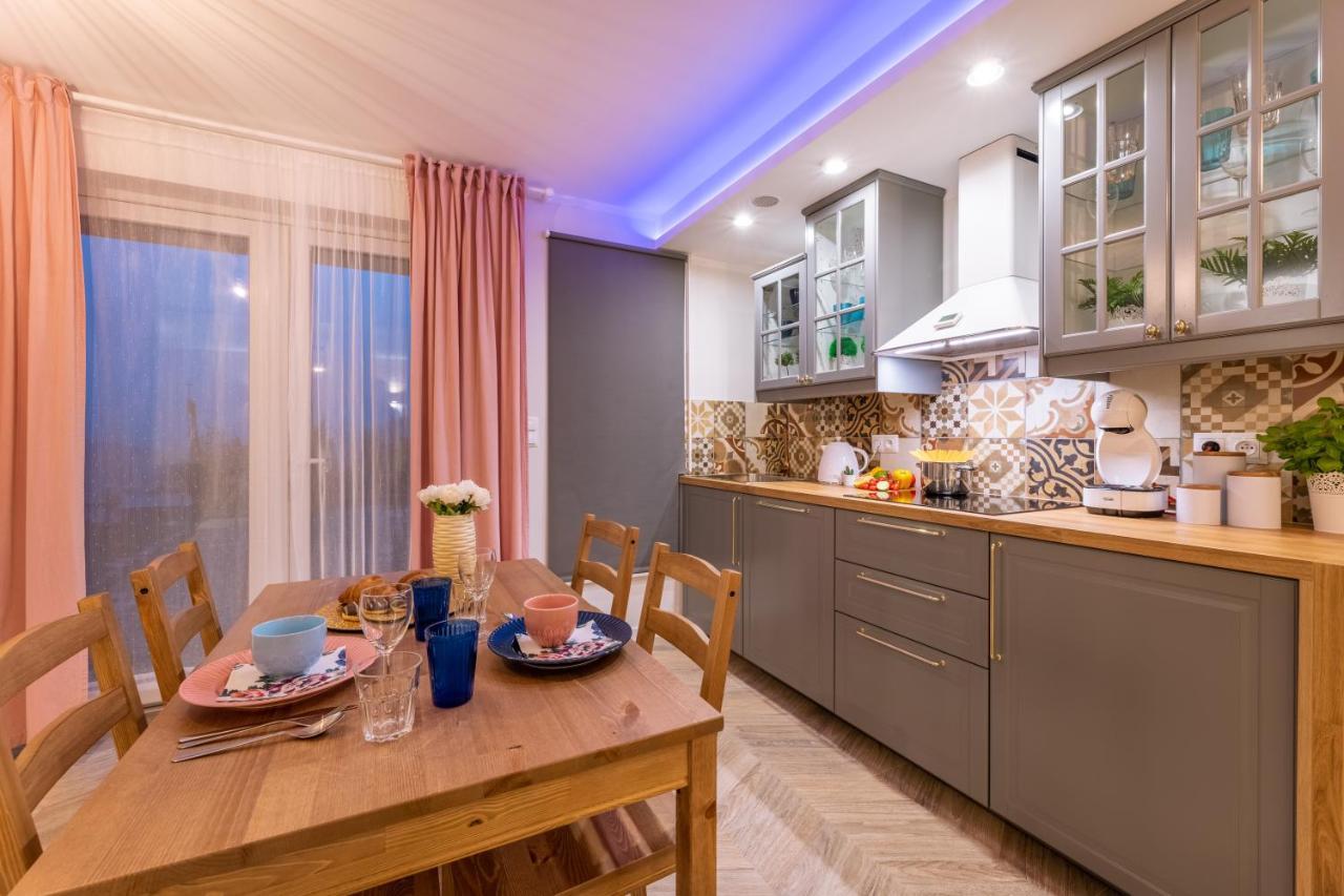 Villa Kasztelan Apartamenty Устшики Долне Екстериор снимка